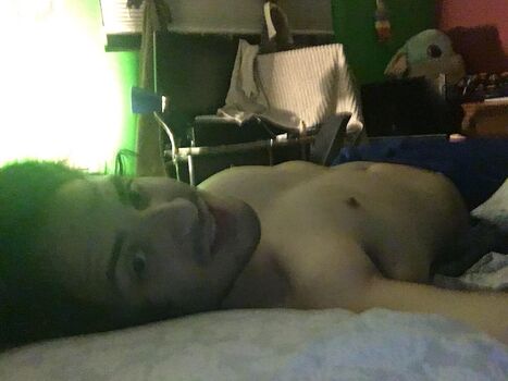 Haesicks / leaked private content