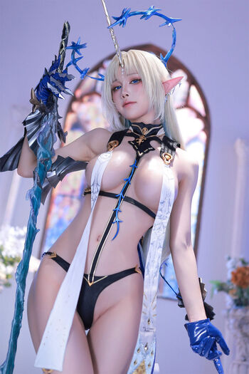 Queen star b/ leaked private content