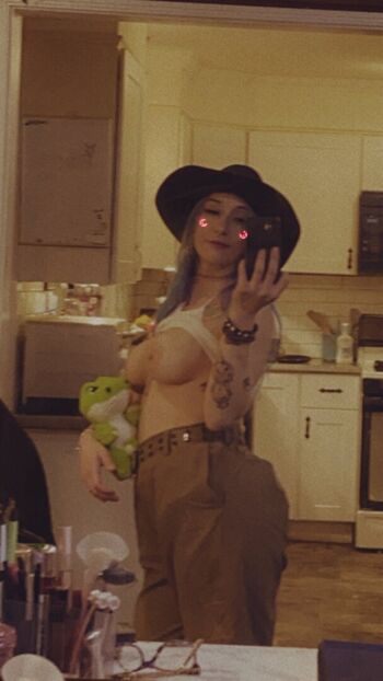 Chungwall/ leaked private content