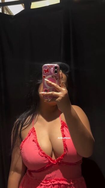Sy lwiaaa/ leaked private content