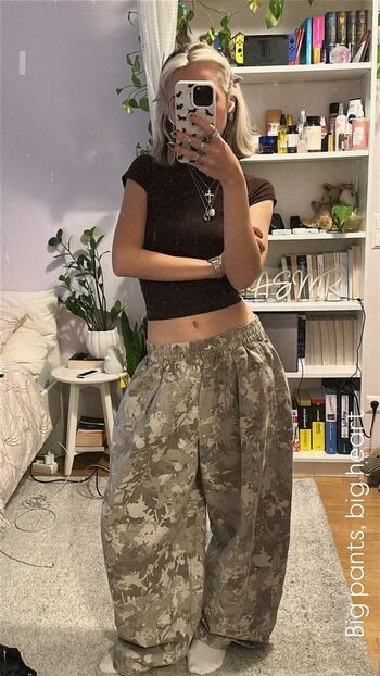 Julia logan/ leaked private content