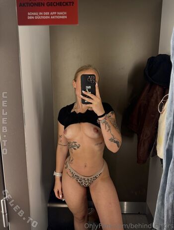 Ana kirilik/ leaked private content
