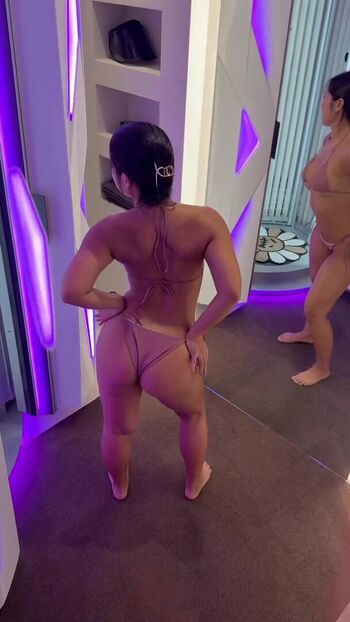 Leeesovely leaked private content