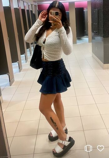 Alesa leaked private content