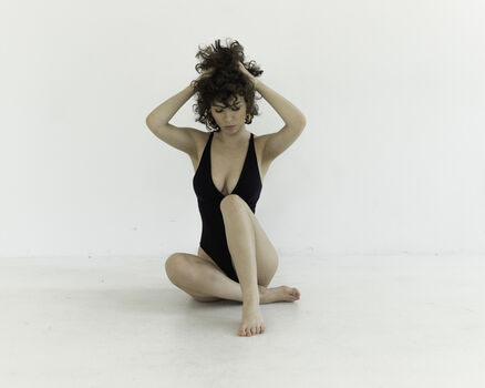 Curlywiktoria leaked private content