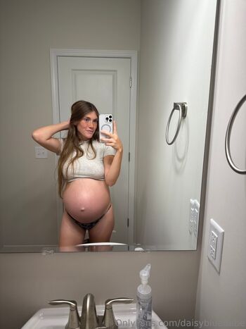 Daisybluebabe