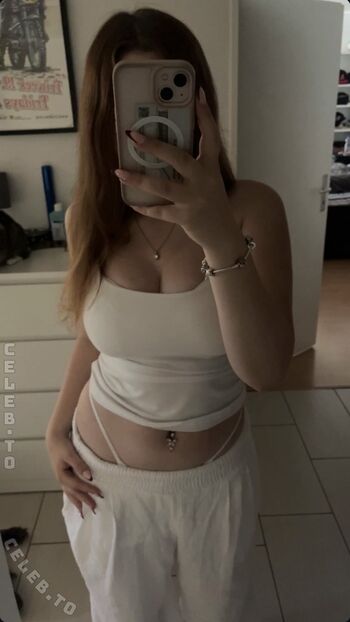 Himeecosplay/ leaked private content