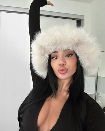 Lovelynnboo/ leaked private content