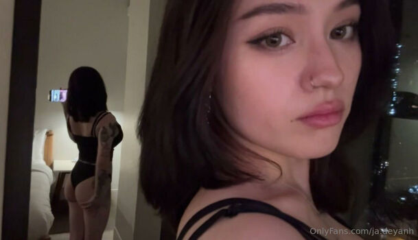 JadeyAnh