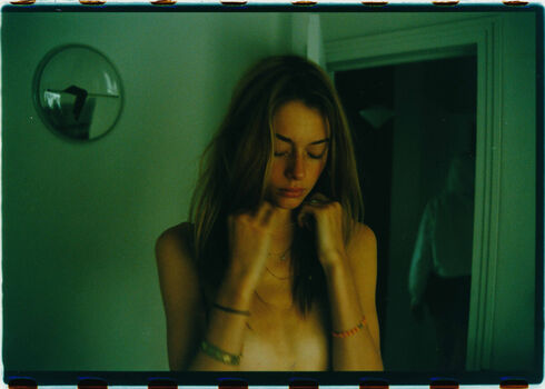 Lauren de graaf leaked private content