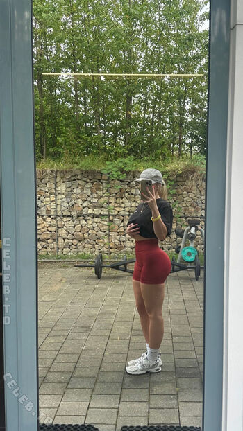 Candylion cosplay/ leaked private content