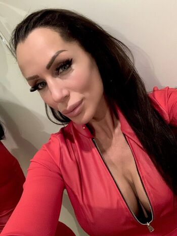 Roberta ruiu/ leaked private content