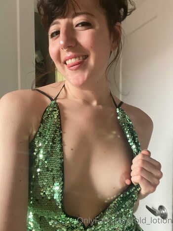 Larahenao nua leaked private content