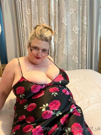 Julia logan/ leaked private content