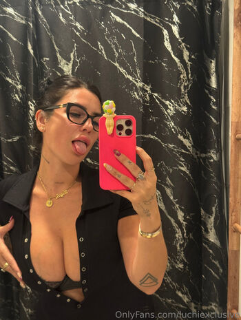 Haesicks / leaked private content