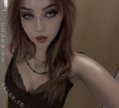 Babeitsseven/ leaked private content