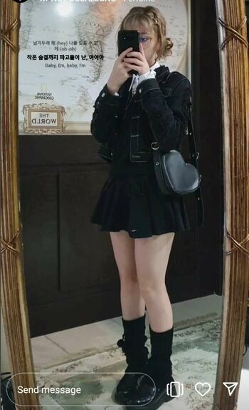 Sawina/ leaked private content