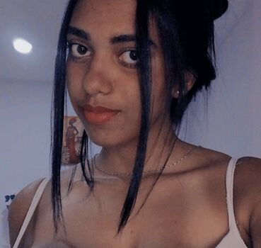 Elena daniela ungureanu/ leaked private content