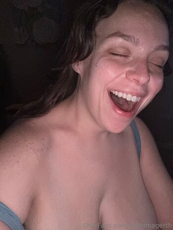 Navariyaafterdark leaked private content