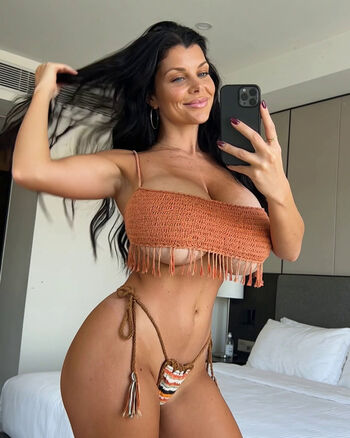 Zishy/ leaked private content