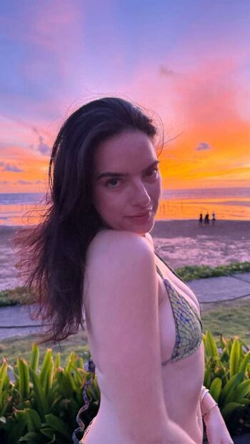 Vermilionvixxxen ms red wrenching/ leaked private content