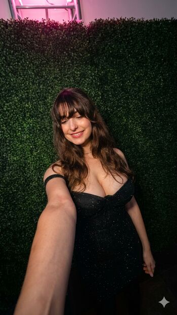Anne marie morin/ leaked private content