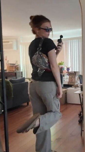 Meggiicosplay / leaked private content