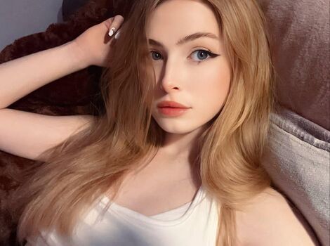 Julia logan/ leaked private content