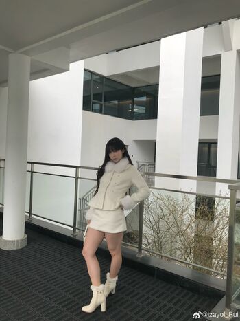 Shiliuyelei leaked private content