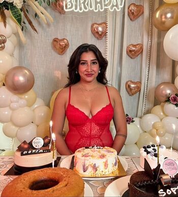 Tinneh/ leaked private content