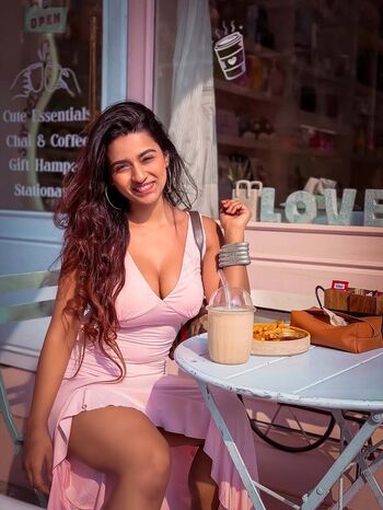 Suhana khan leaked private content