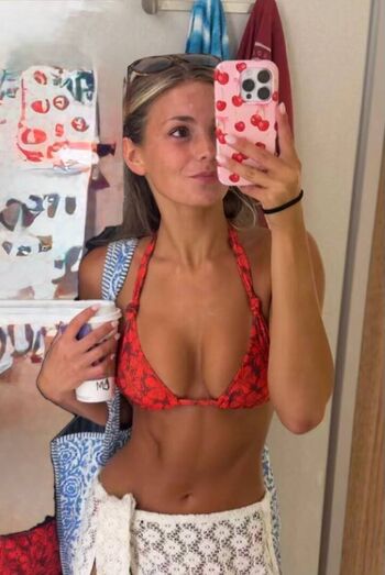 Madeleyn ainley leaked private content