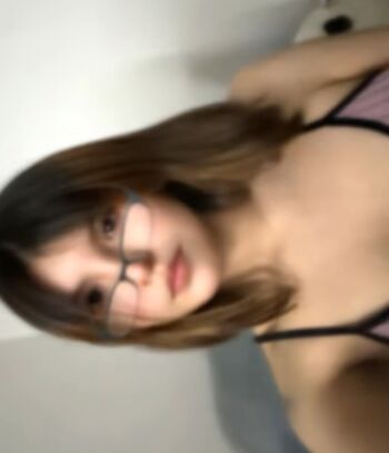 Jellofangs/ leaked private content