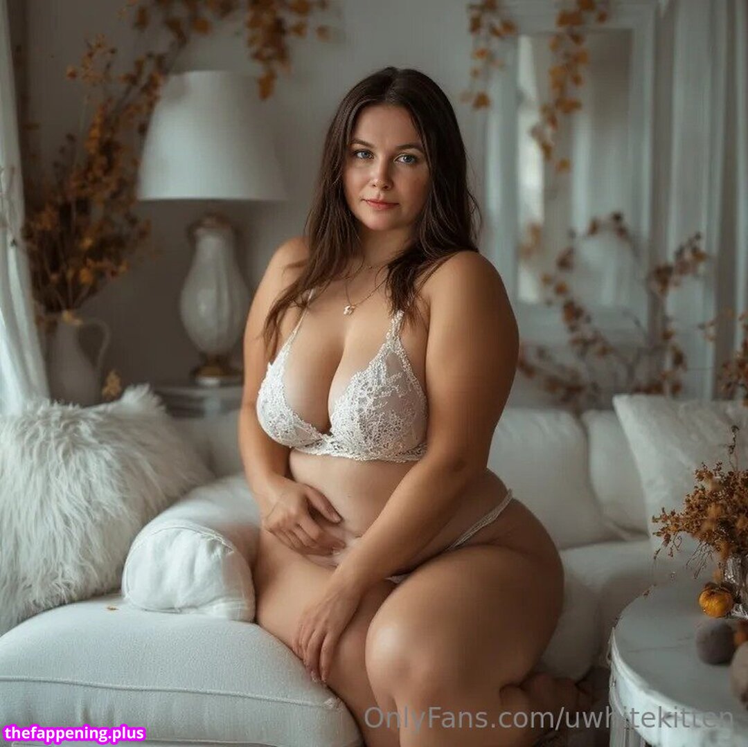 uwhitekitten