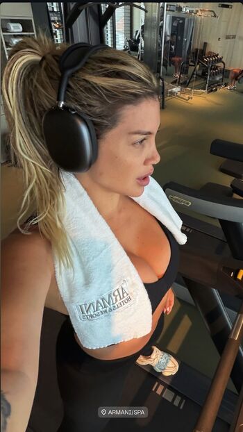 Haesicks / leaked private content