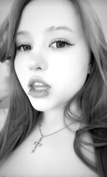 Waifumochi/ leaked private content