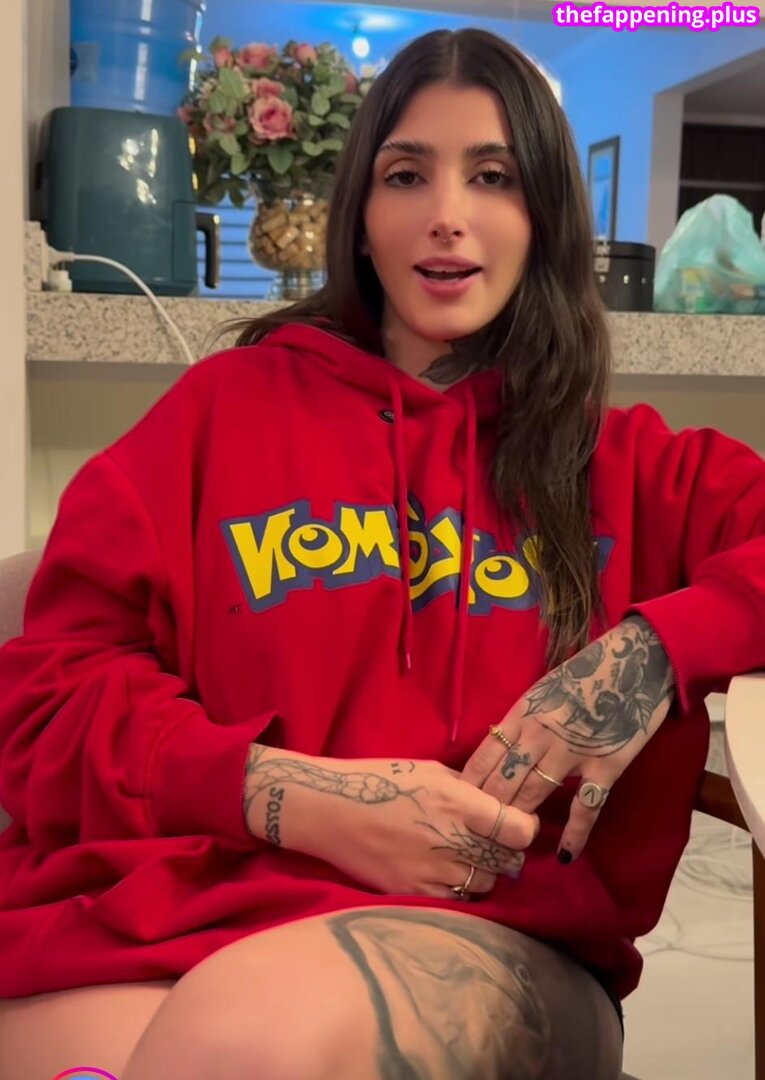 Julia logan page leaked private content