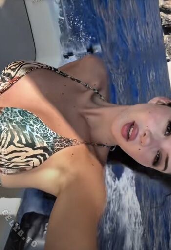 Sarcasmqueenn/ leaked private content