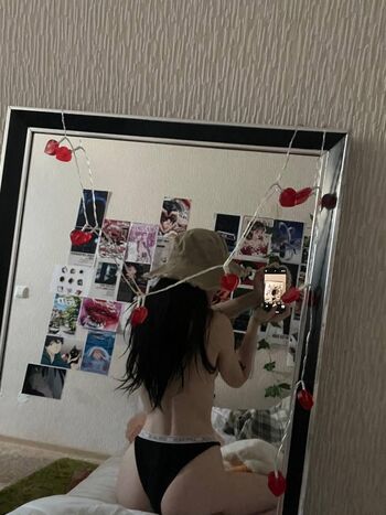Haesicks / leaked private content