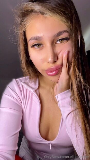 Sheforkeeps/ leaked private content